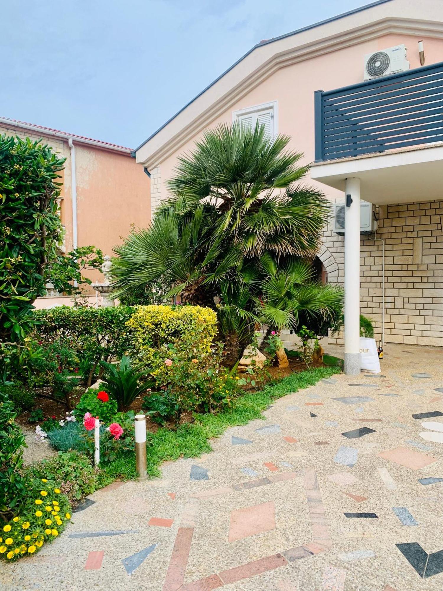 Apartments Barbara 111 Vir Εξωτερικό φωτογραφία